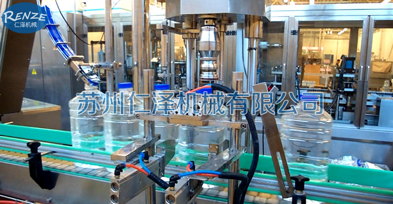 直線灌裝機
